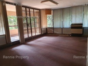 91m² Office Space to rent at Oak Place in Ferndale