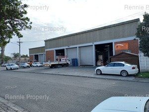 Warehouse to rent at 8 Tienie Britz - Beaconvale in Beaconvale