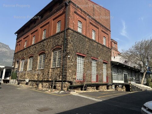 300m² Old Castle Brewery, Woodstock