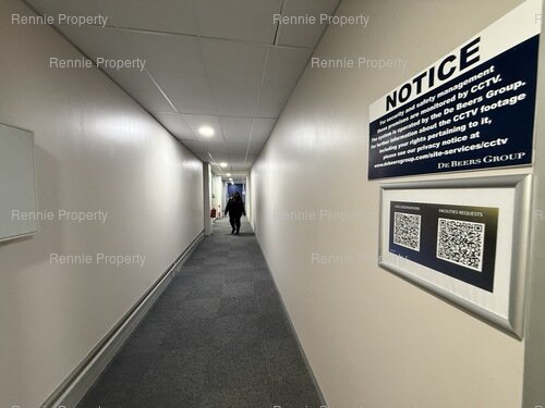 1250m² Golf Park, Mowbray