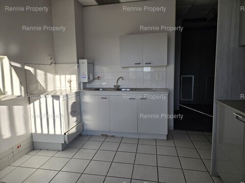 959m² The Mall Offices, Rosebank JHB