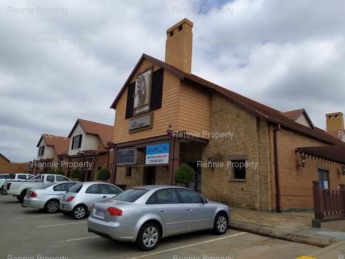 102m² The Village, Moreleta Park